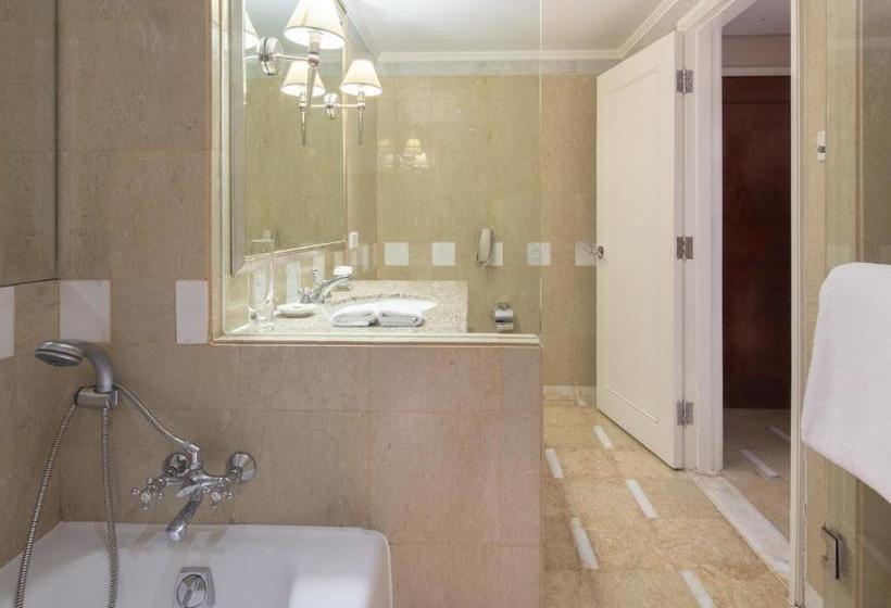 Отель Kai Wah Plaza International