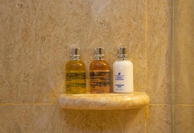 Отель Kai Wah Plaza International