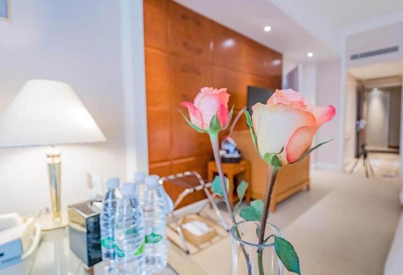 Отель Kai Wah Plaza International