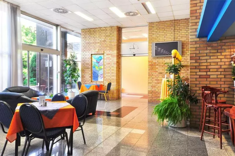 ホテル Olympik Artemis