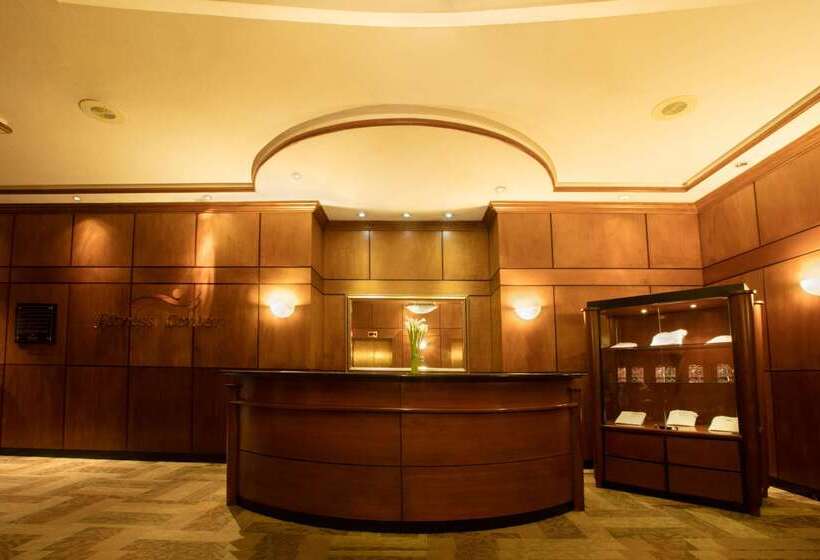 هتل Barcelo San Salvador