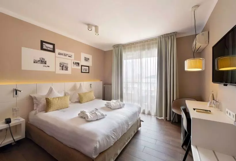 Отель Best Western Plus La Corniche