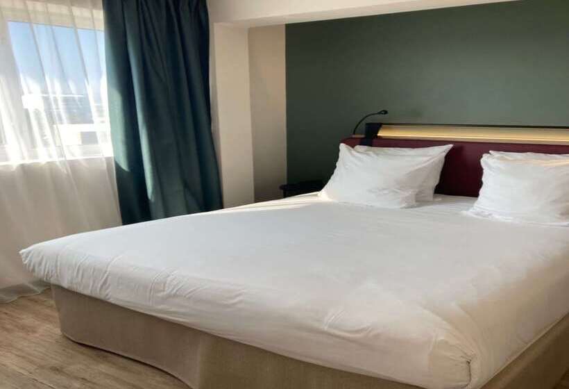 호텔 Campanile Perpignan Nord   Aéroport