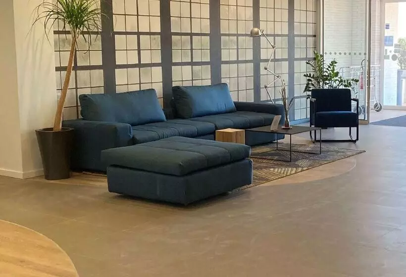 ホテル Campanile Perpignan Nord   Aéroport