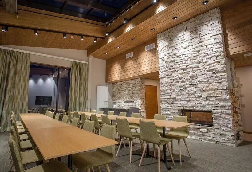 Kultahippu Hotel & Apartments