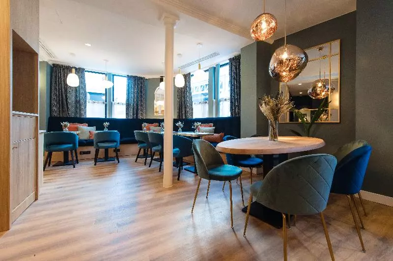 ホテル Bleu De Grenelle Tour Eiffel