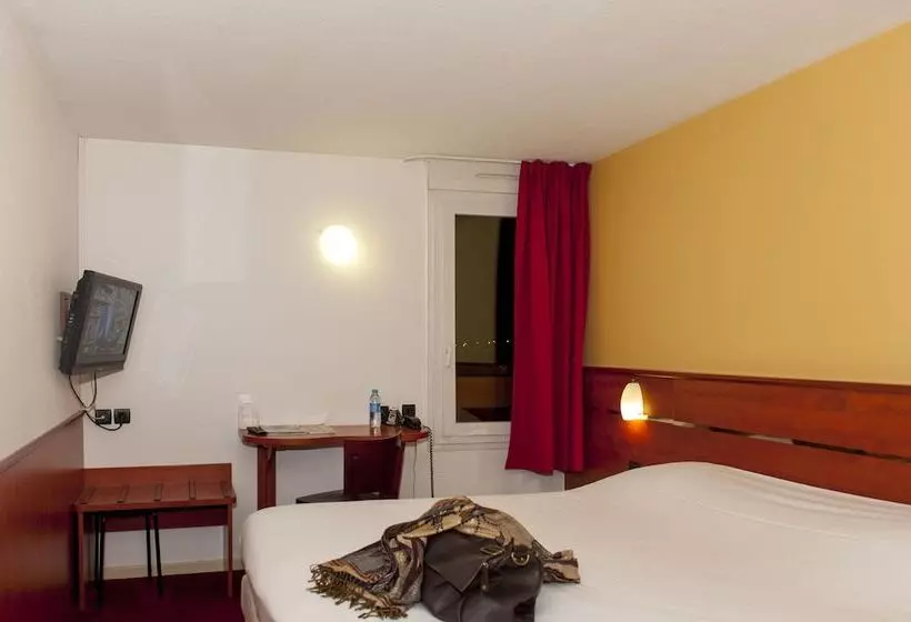 Brit Hotel Agen   L Aquitaine