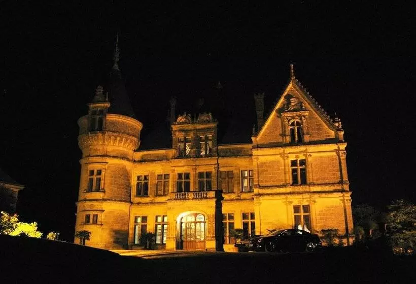 Отель Chateau De La Bourdaisiere