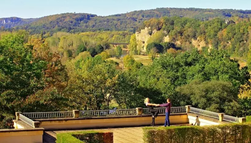 Отель Domaine De Rochebois & Spa Nuxe