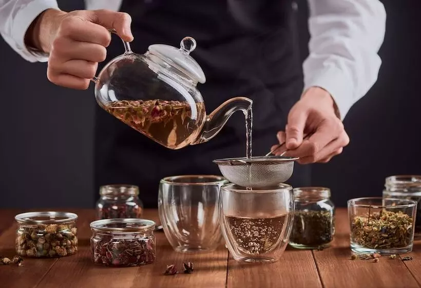 Отель Domaine De Rochebois & Spa Nuxe