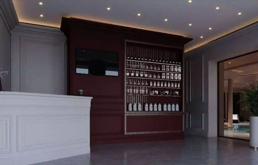 Отель Domaine De Rochebois & Spa Nuxe