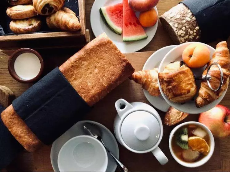 Отель Grand Hôtel De La Poste