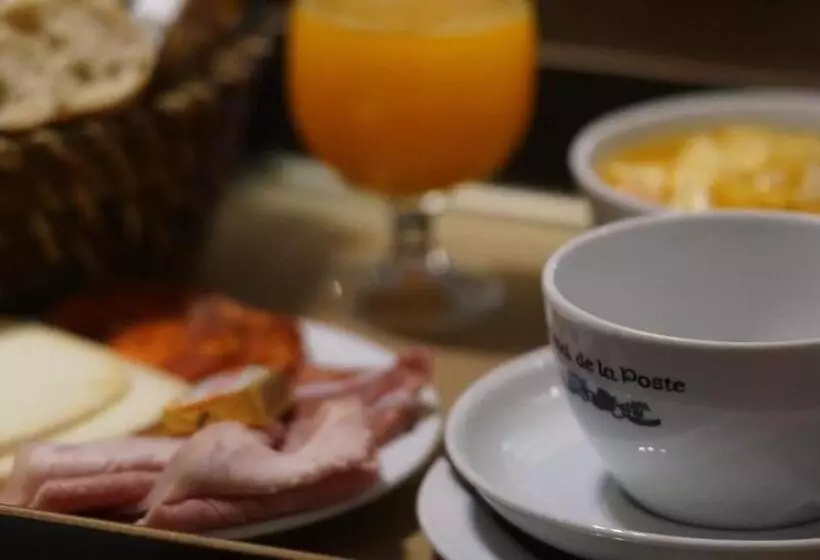 Отель Grand Hôtel De La Poste