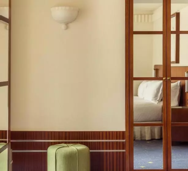 ホテル Hôtel Des Grands Voyageurs