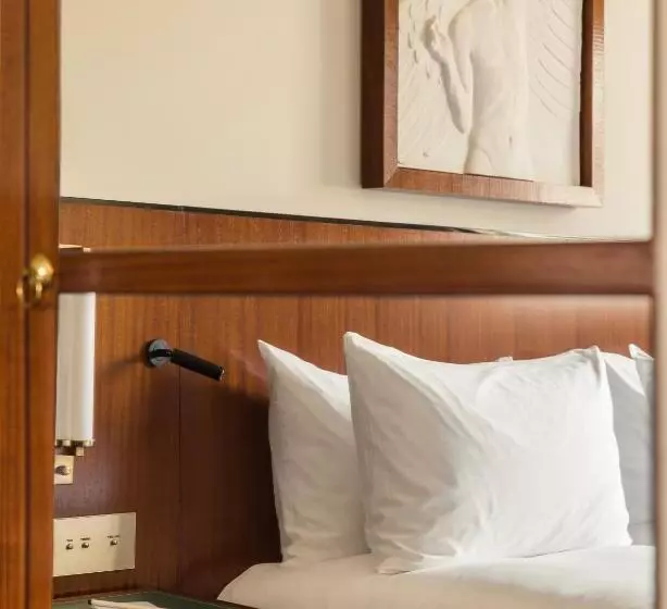 ホテル Hôtel Des Grands Voyageurs