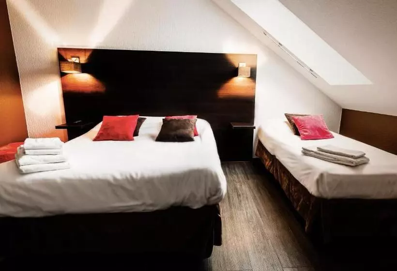 Logis Hotel Lons Le Saunier   Restaurant Le Grill