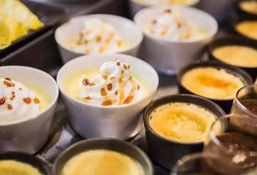 Logis Hotel Lons Le Saunier   Restaurant Le Grill