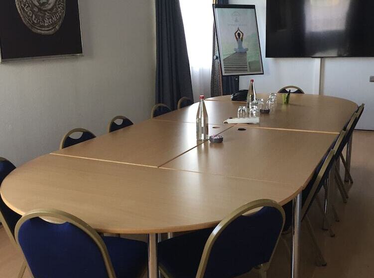 هتل The Originals City, Hôtel Alteora, Poitiers Site Du Futuroscope