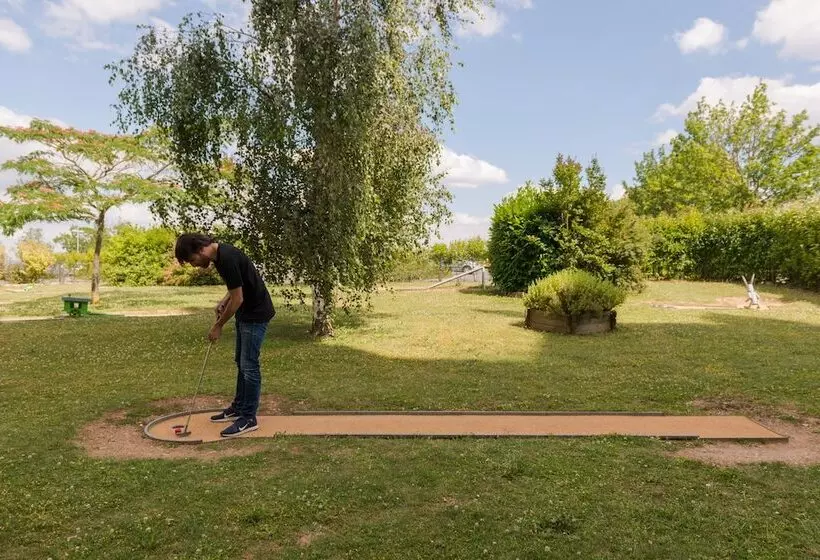 Отель The Originals City, Hôtel Alteora, Poitiers Site Du Futuroscope