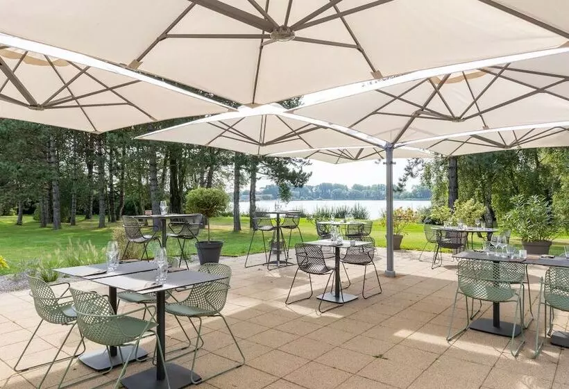 Best Western Hotel Du Lac Dunkerque  Restaurant Ouvert 7/7 Midi Et Soir