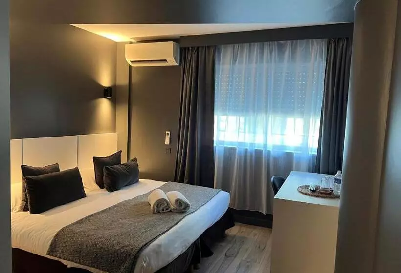 Отель Hôtel Gallia Cannes