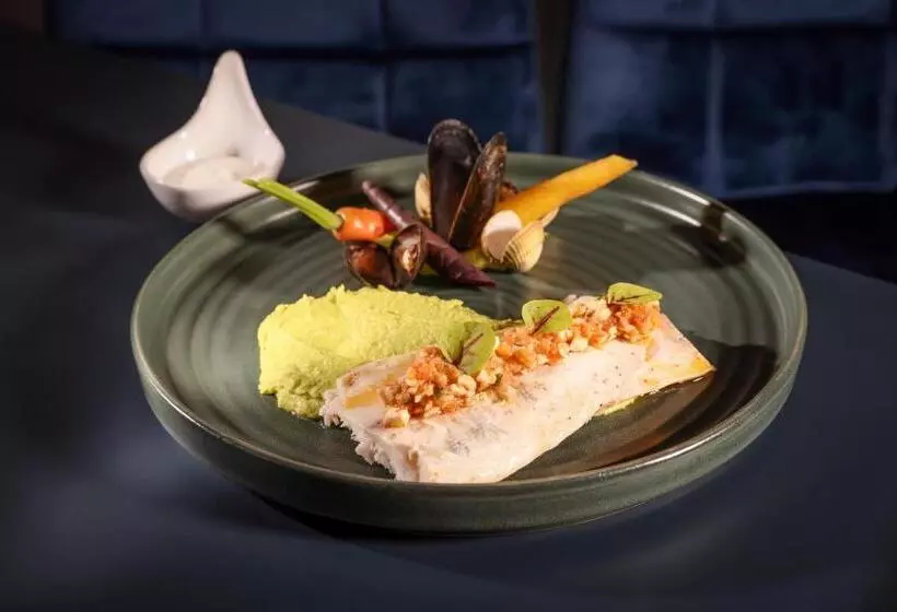 Отель Hôtel Restaurant Logis Europa