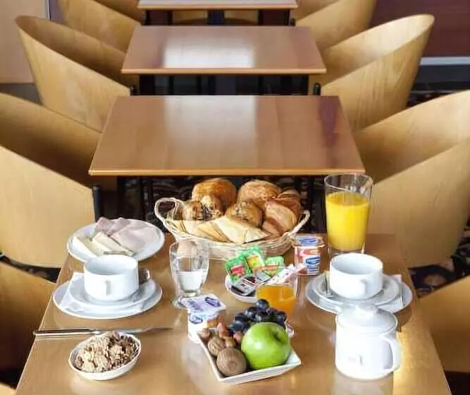 فندق Lille Europe