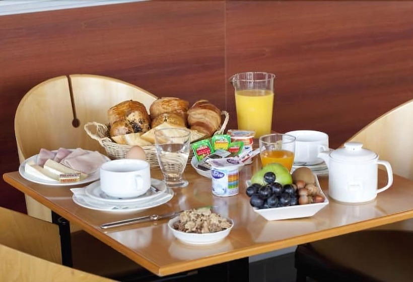 ホテル Lille Europe