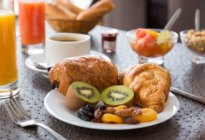 ホテル The Originals City, Hôtel Du Faucigny, Cluses Ouest