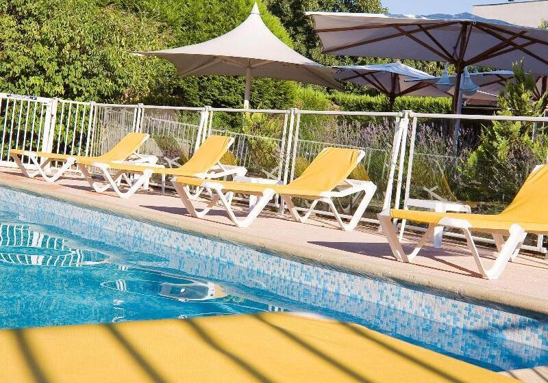 هتل Ibis Styles Tours Sud