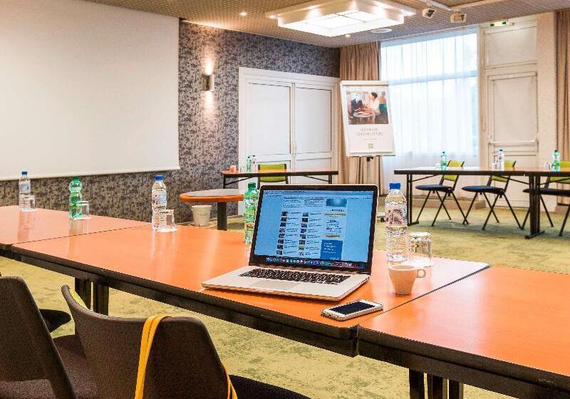 هتل Ibis Styles Tours Sud