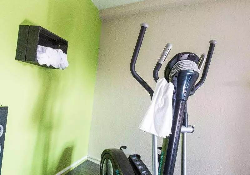 فندق Ibis Styles Tours Sud