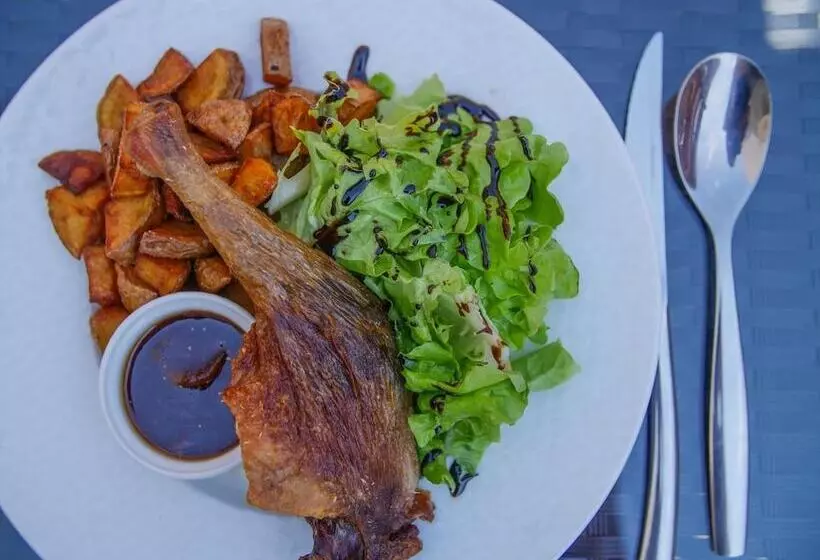 호텔 Inn Design Poitiers Sud