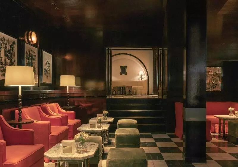 Отель La Ponche