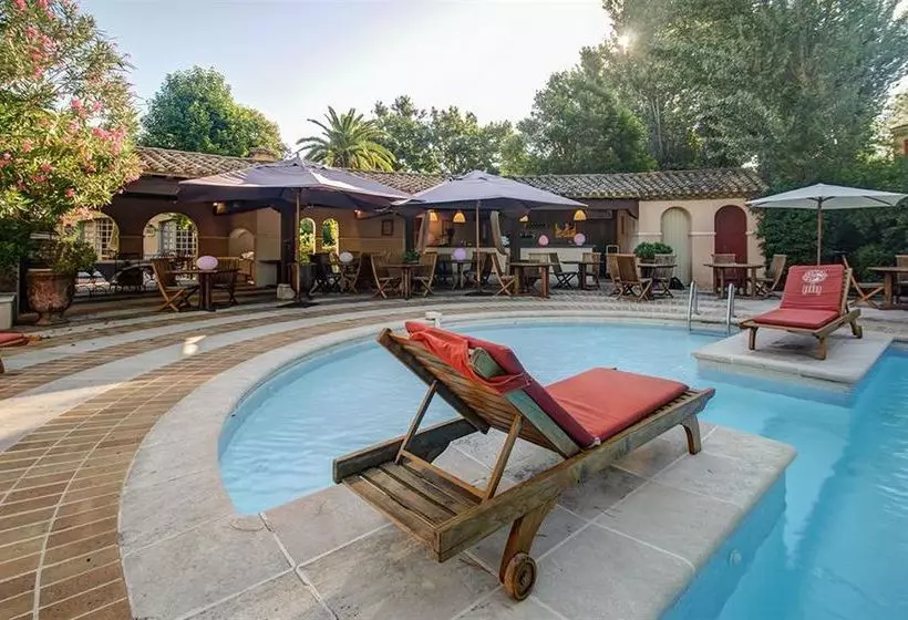 فندق Les Agassins