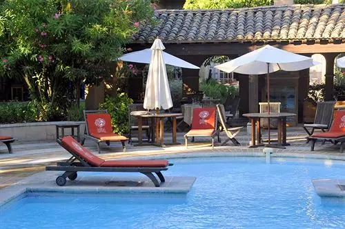 فندق Les Agassins