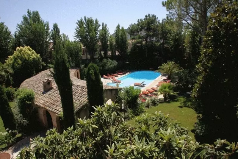 فندق Les Agassins