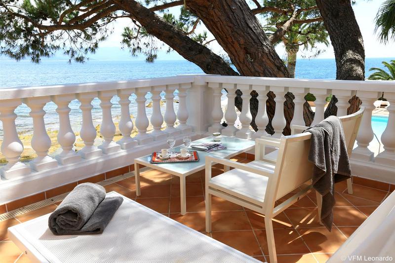 هتل Hôtel Les Mouettes   Teritoria