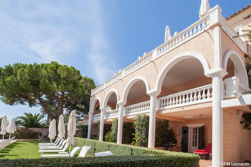 هتل Hôtel Les Mouettes   Teritoria