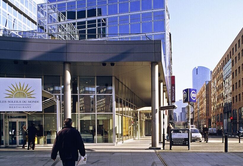 هتل Mercure Paris La Défense Grande Arche