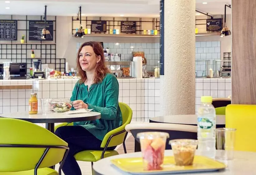 Отель Mercure Paris La Défense Grande Arche