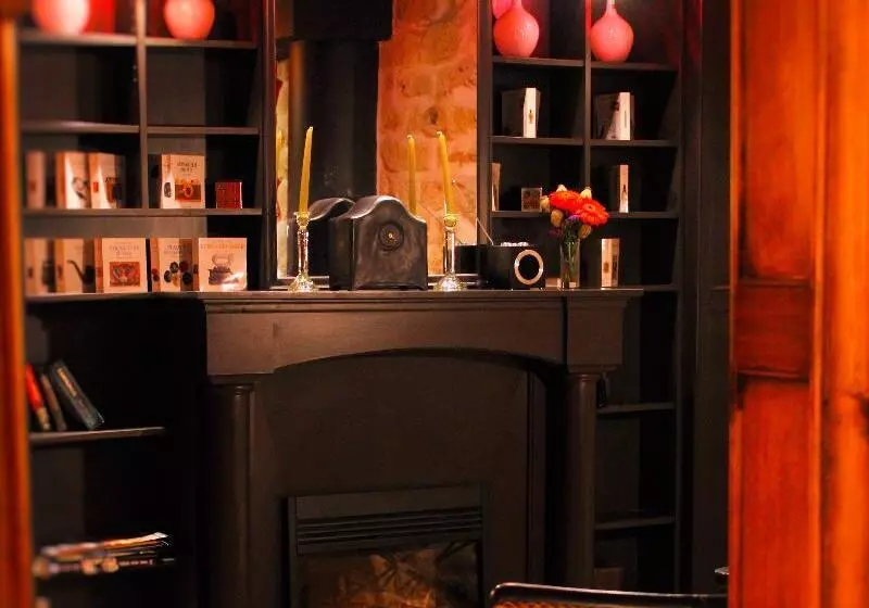 فندق Prince De Conde