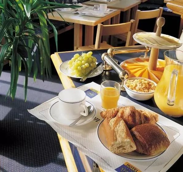 호텔 Stars Lyon Bron