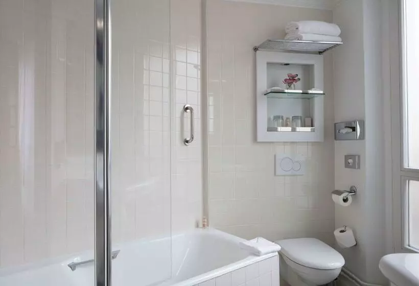 Le 123 Elysees  Astotel