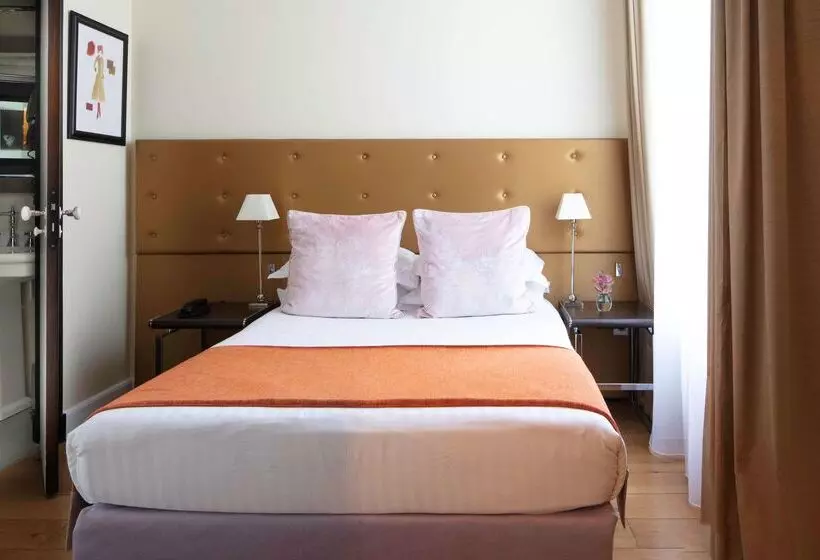 Le 123 Elysees  Astotel