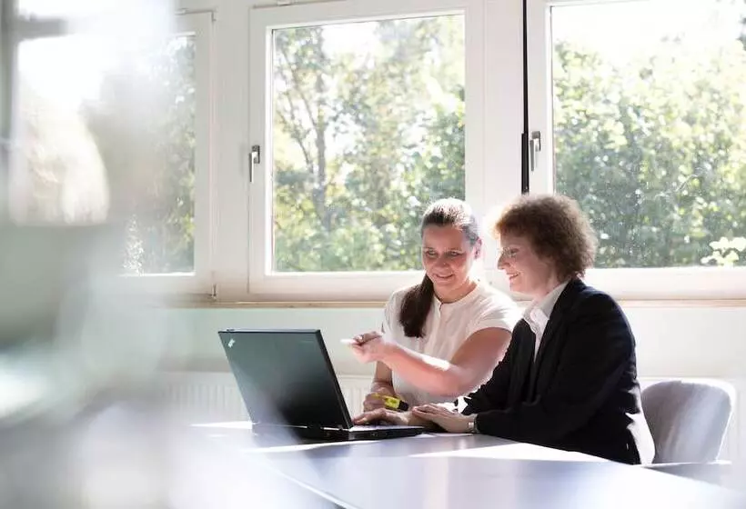 Hotelli Aramis Tagungs  Und Sport