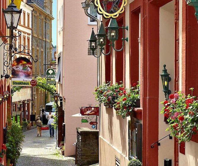 هتل Doctor Weinstube