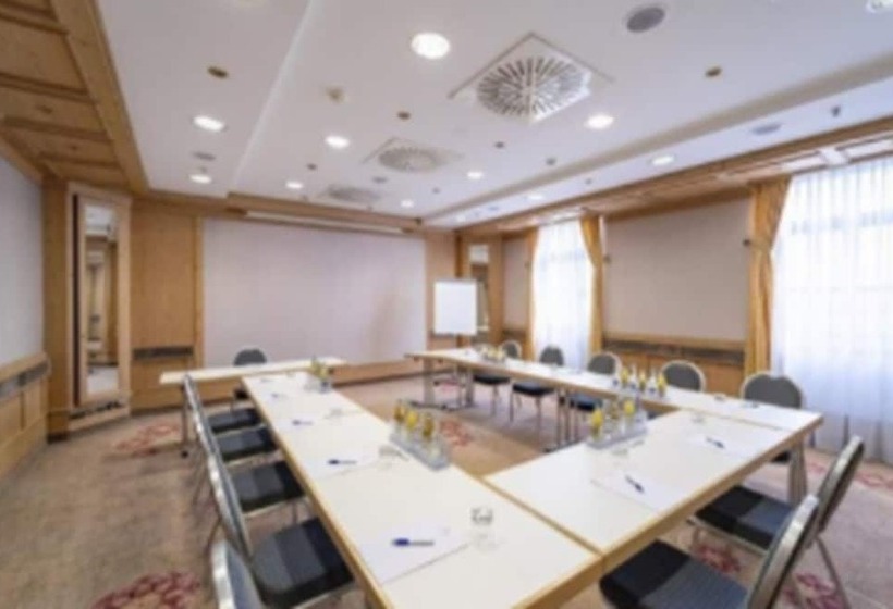 Atomis Hotel Munich Airport By Mercure