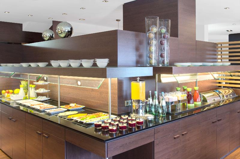 Hotel Spark By Hilton Stuttgart Sindelfingen