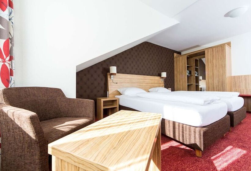 בית מלון כפרי Restaurant Lenz